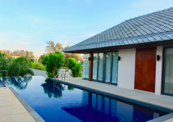 Property image - full photo 4