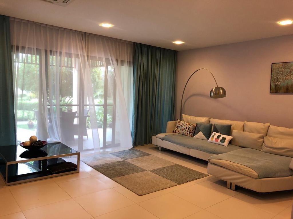 Property image - full photo 15