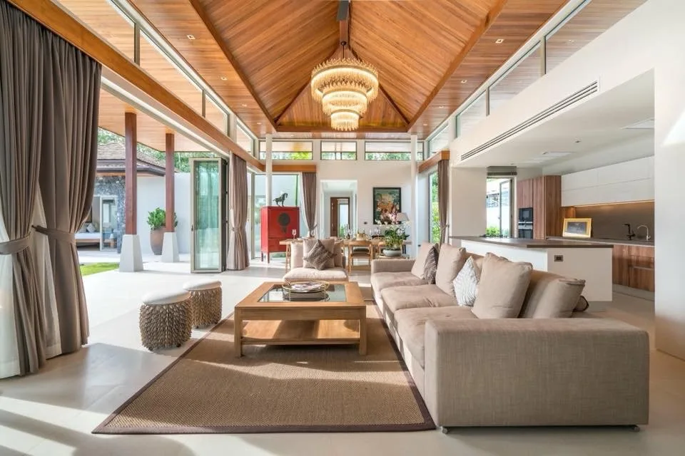 Property image - full photo 4