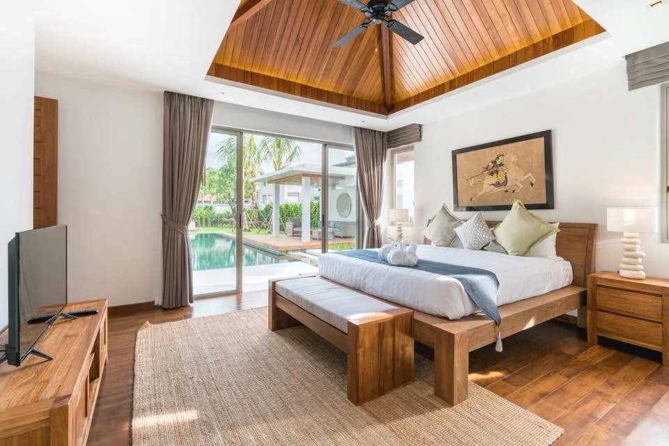 Property image - full photo 8