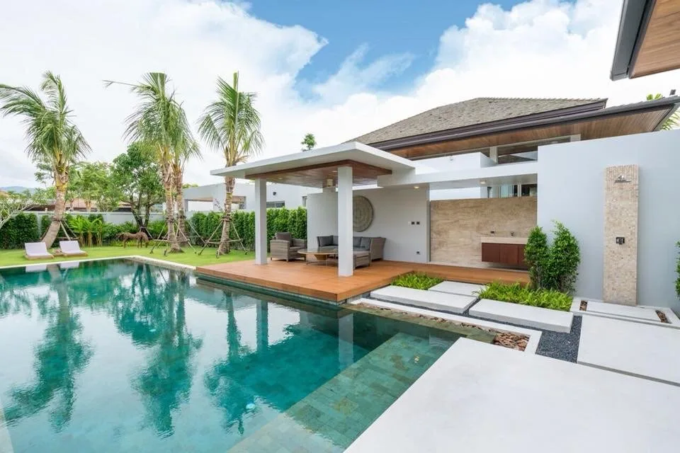 Property image - full photo 13