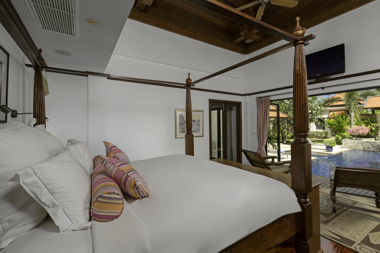 Property image - full photo 5