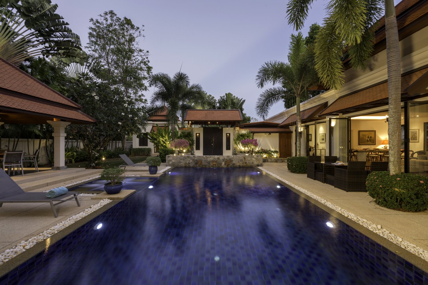 Property image - full photo 37