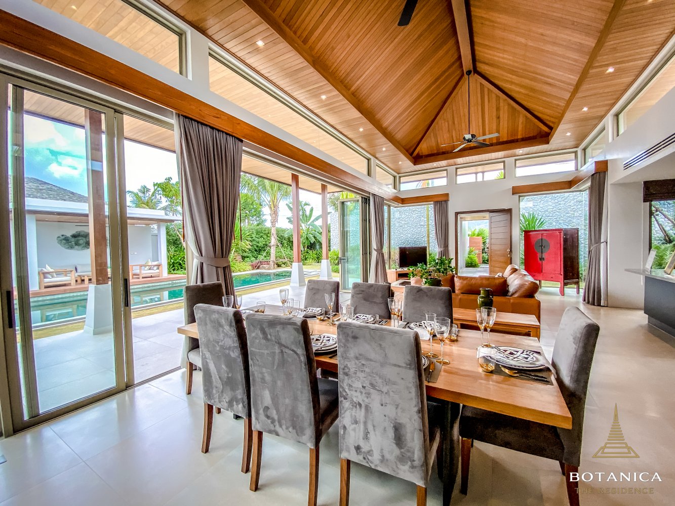 Property image - full photo 32