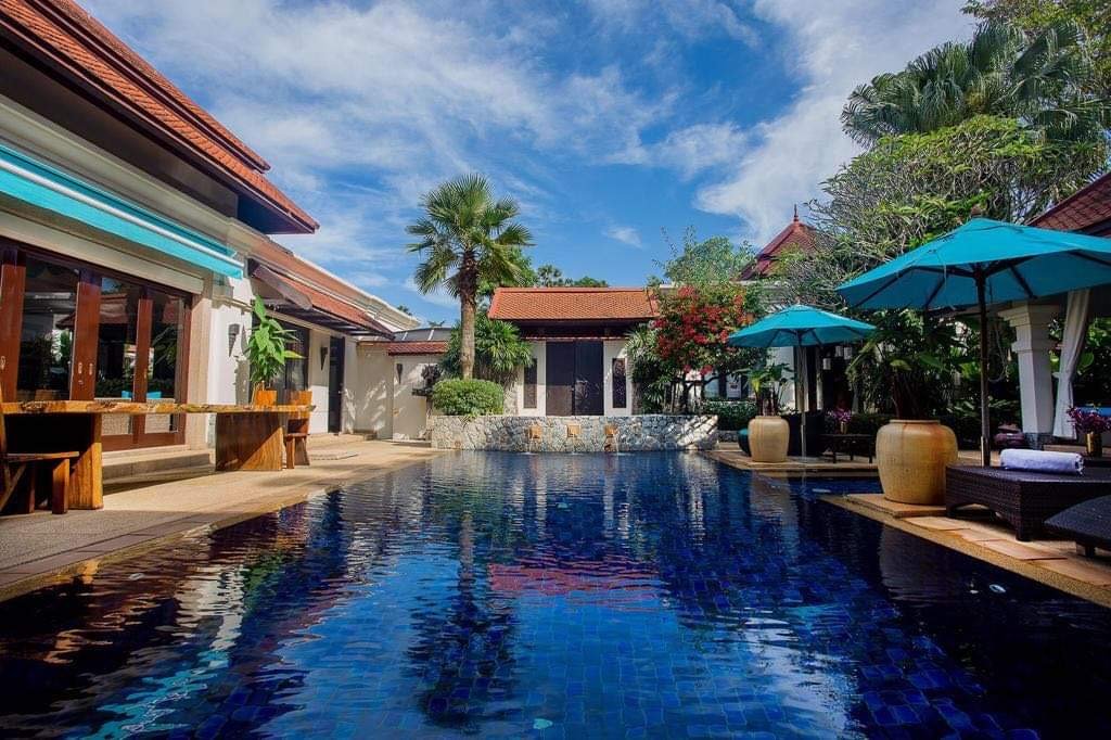 Property image - full photo 2