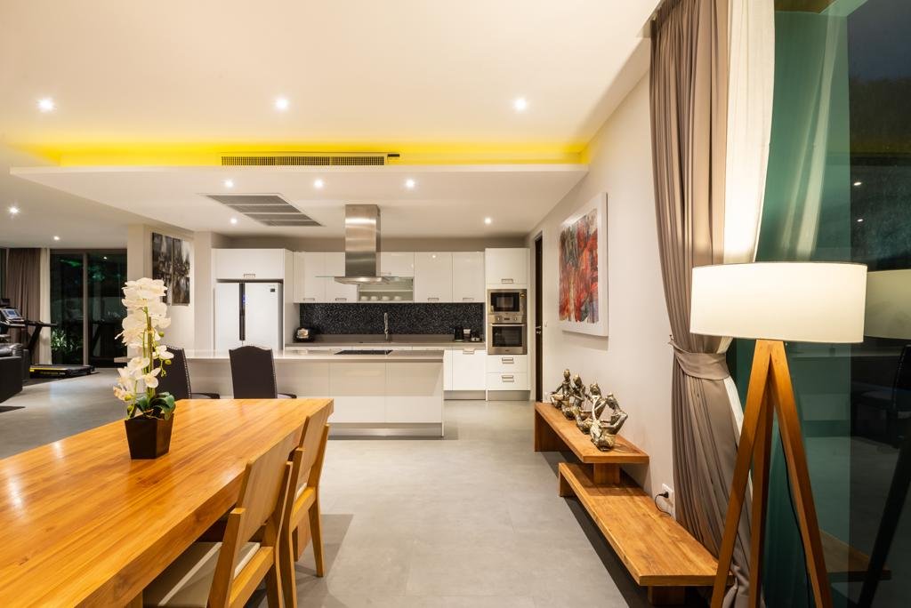 Property image - full photo 15