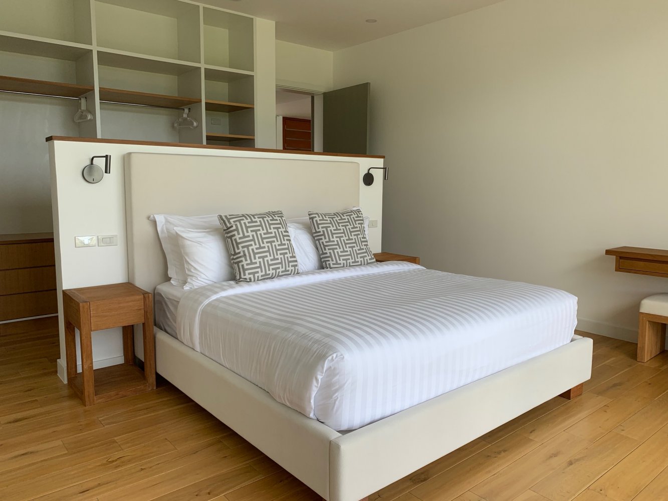 Property image - full photo 18