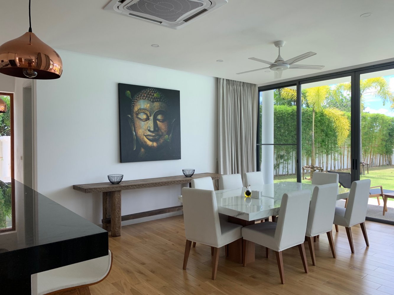 Property image - full photo 10