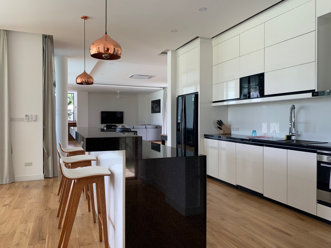 Property image - full photo 11