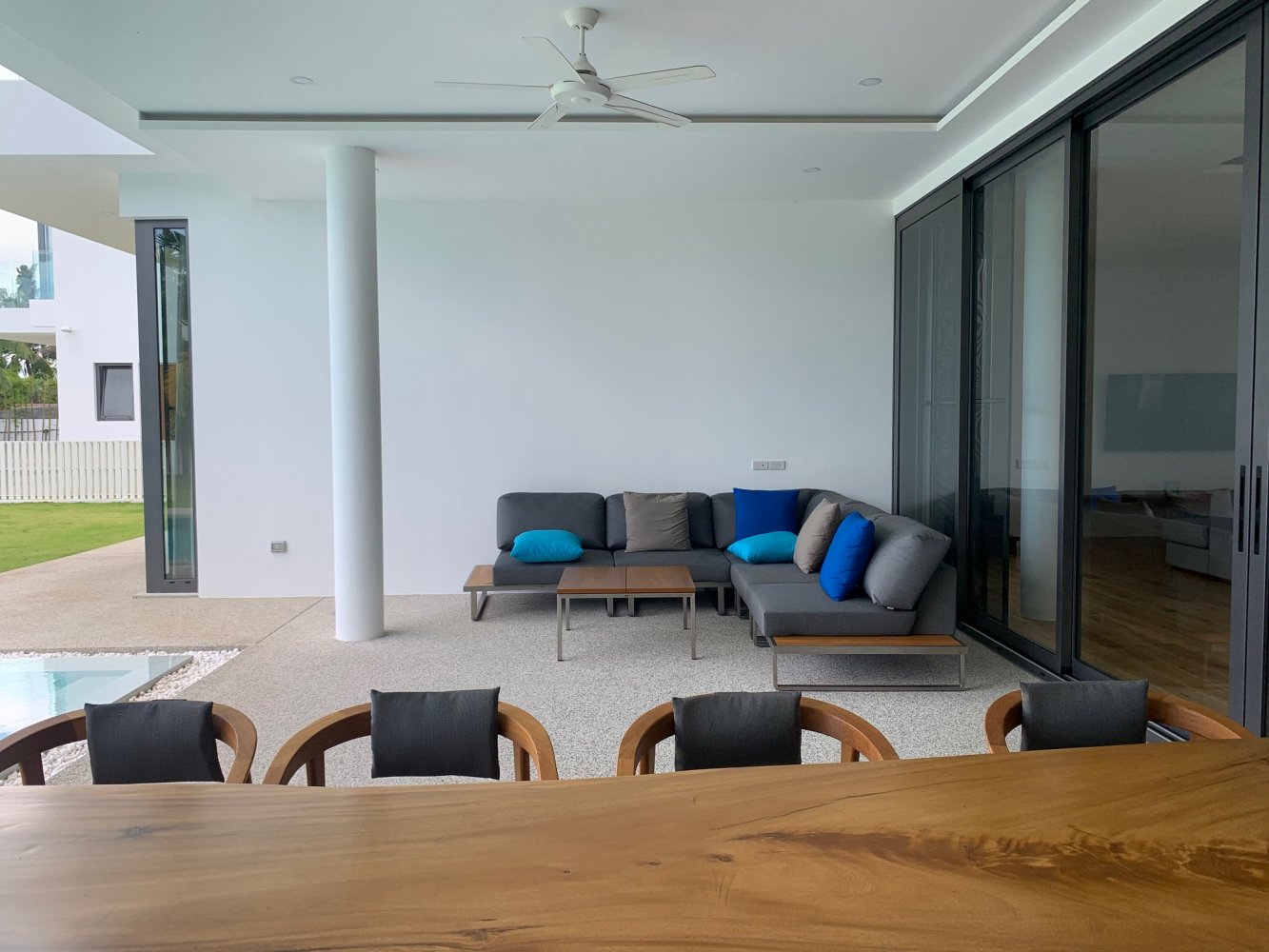 Property image - full photo 9