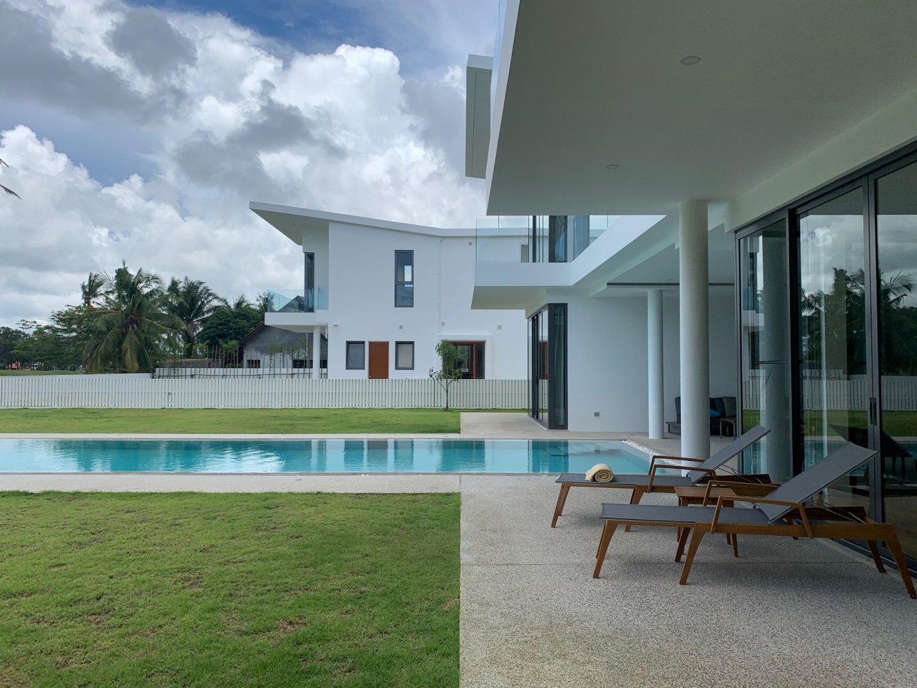 Property image - full photo 34