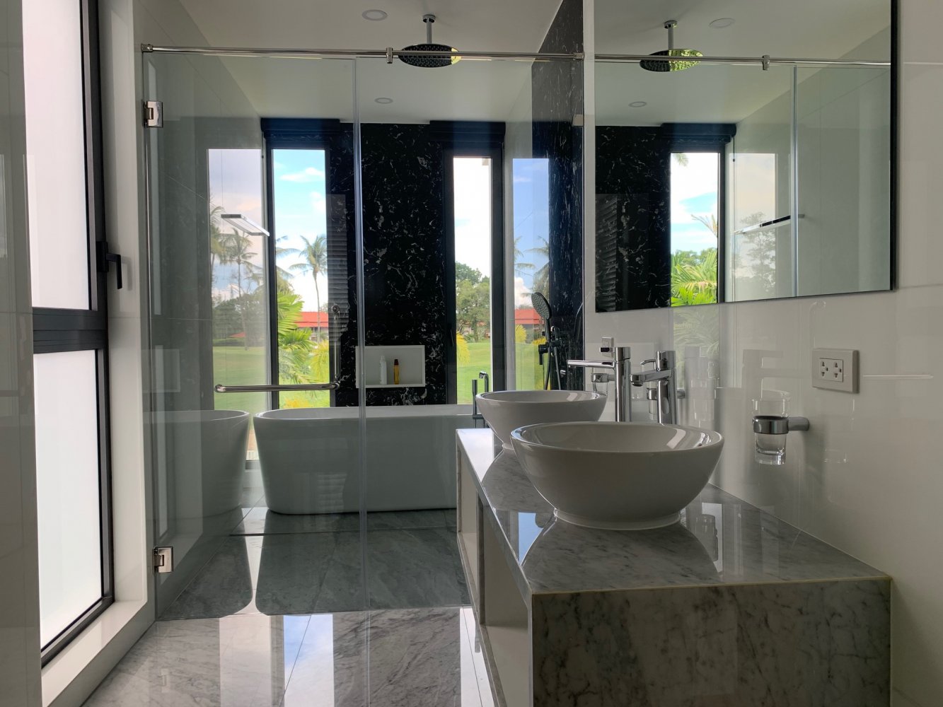 Property image - full photo 27