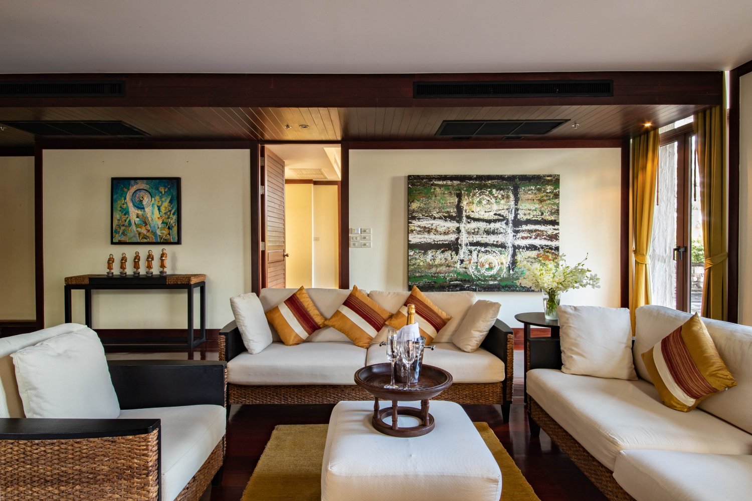 Property image - full photo 25