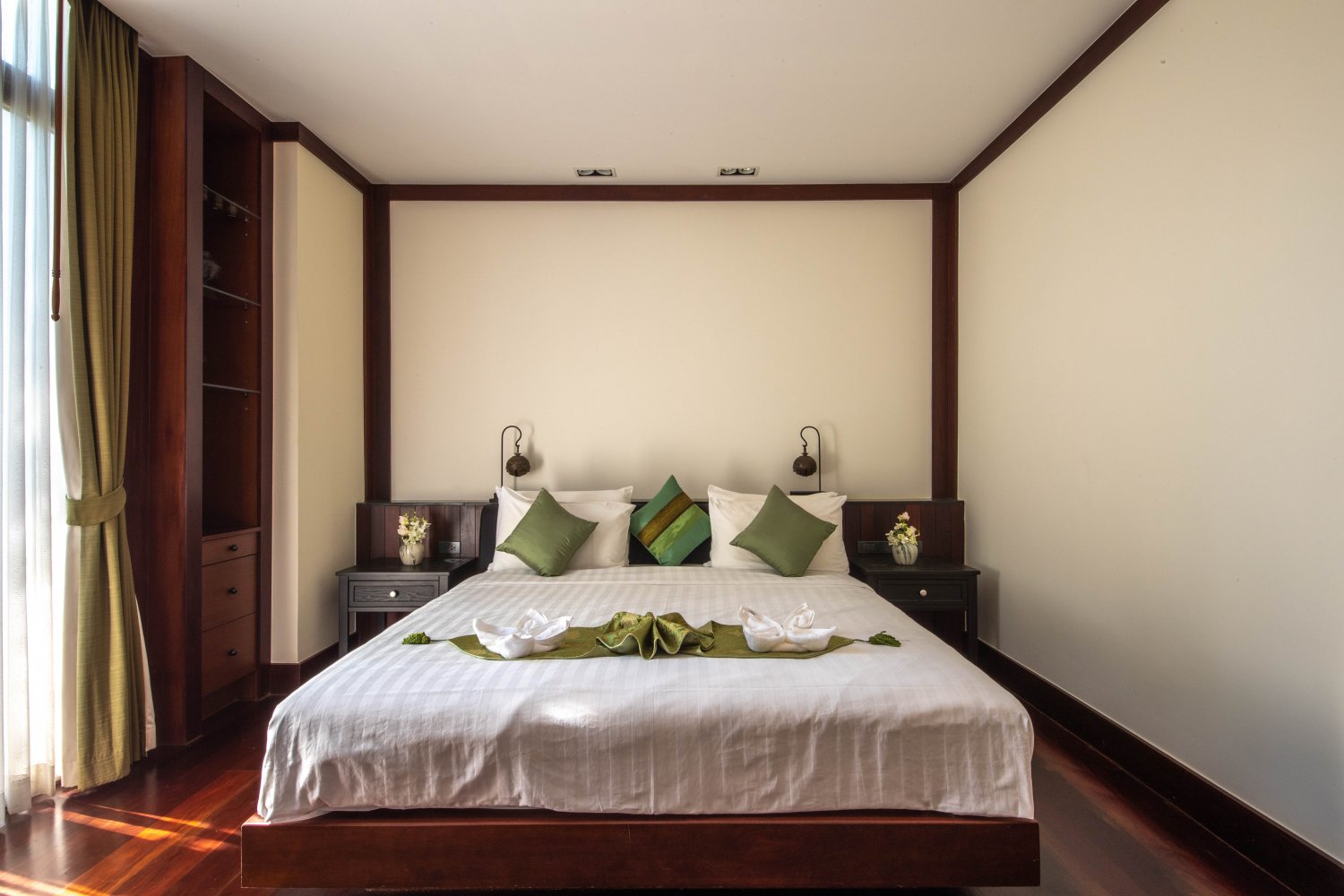 Property image - full photo 46