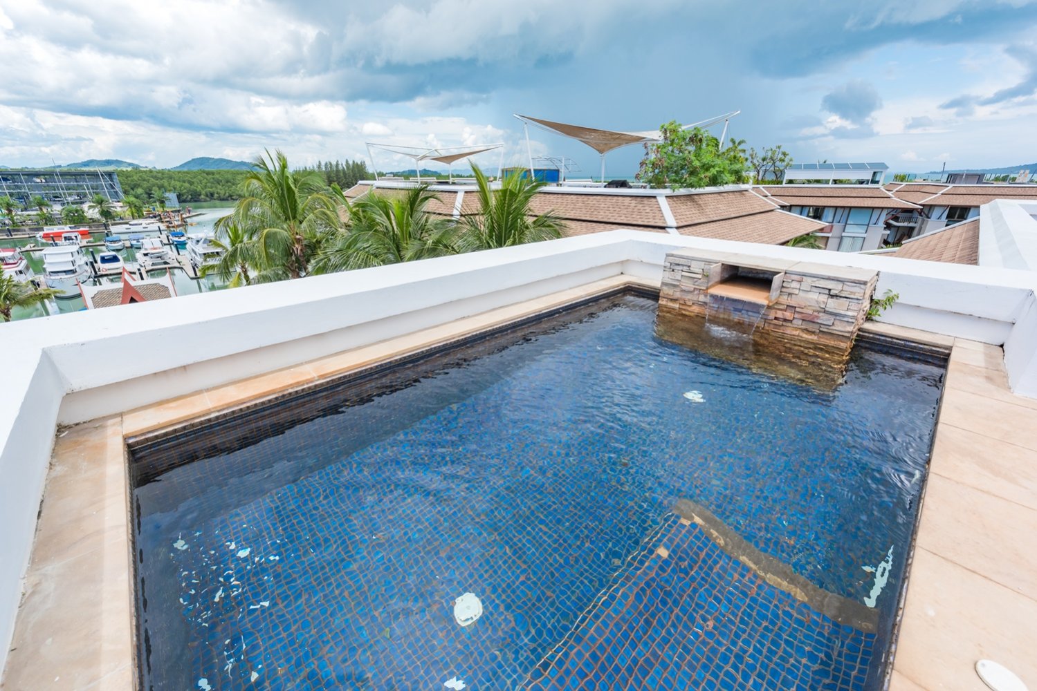 Property image - full photo 11