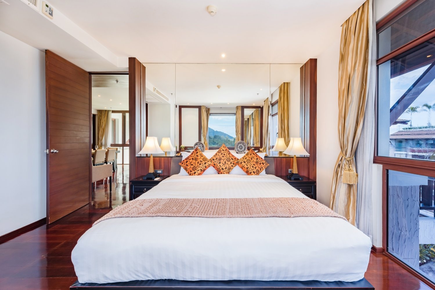 Property image - full photo 21
