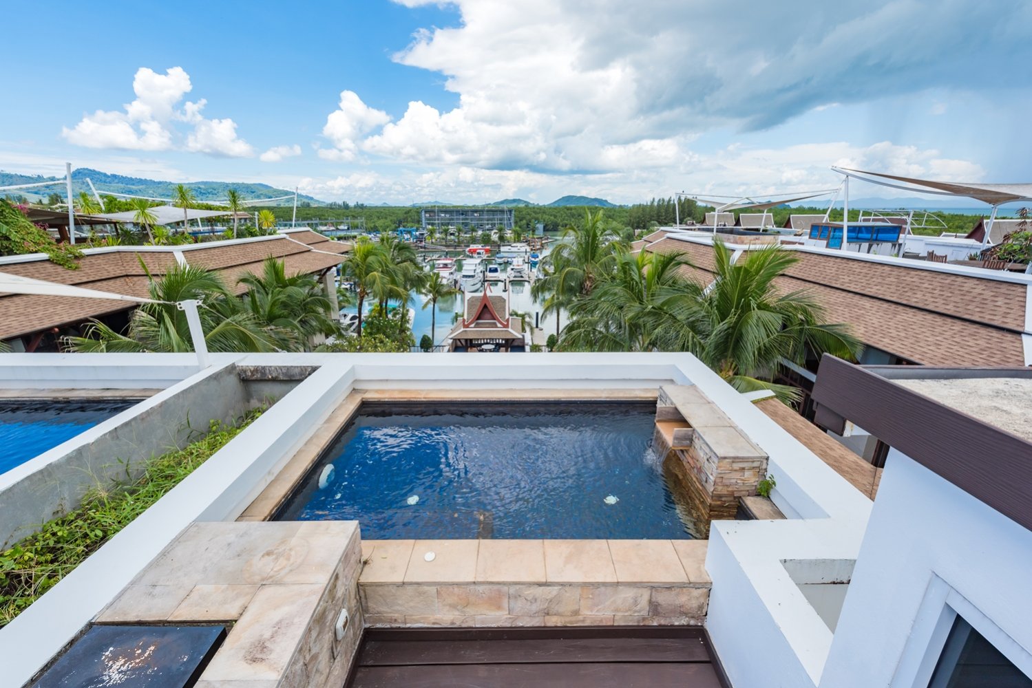 Property image - full photo 6