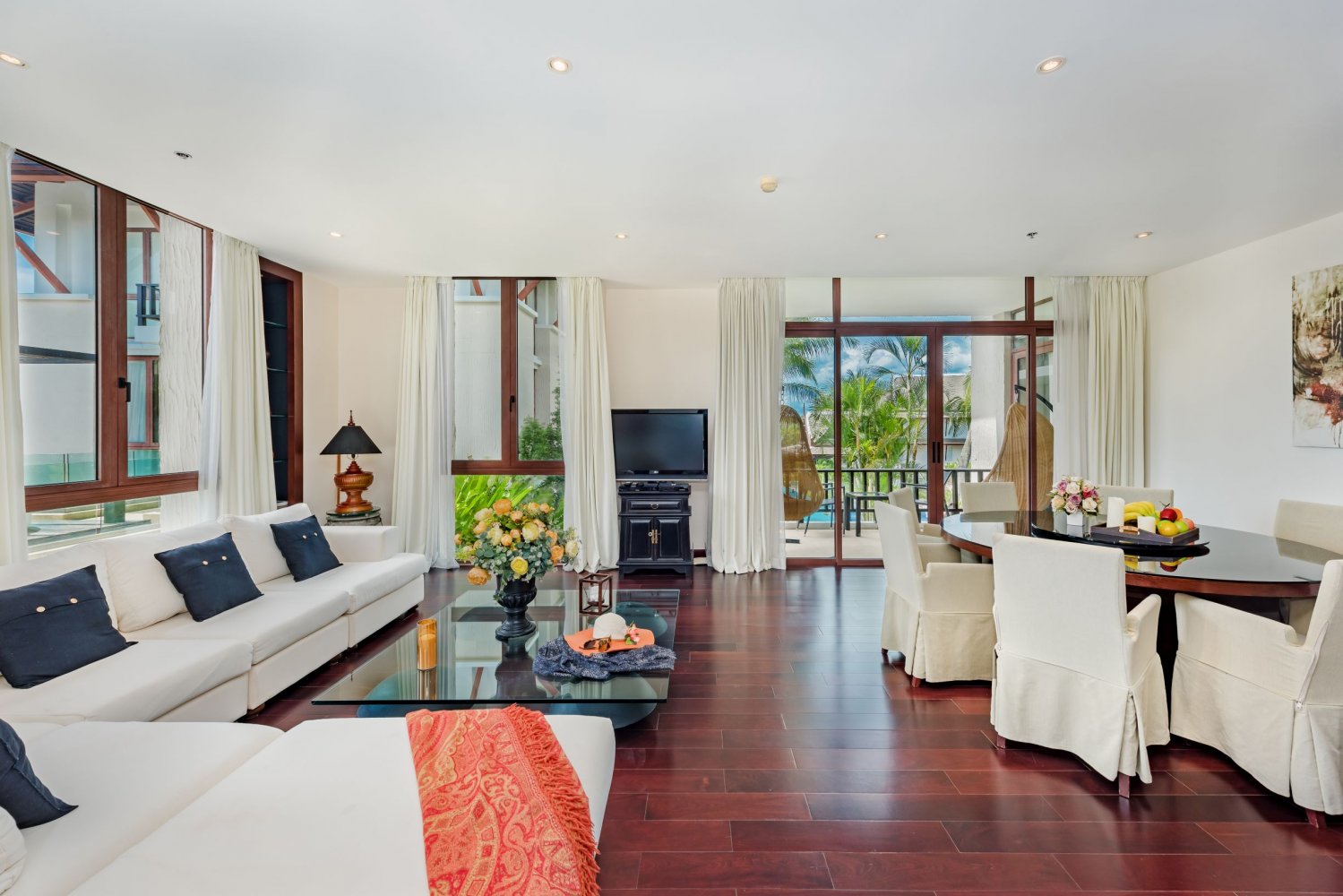Property image - full photo 6