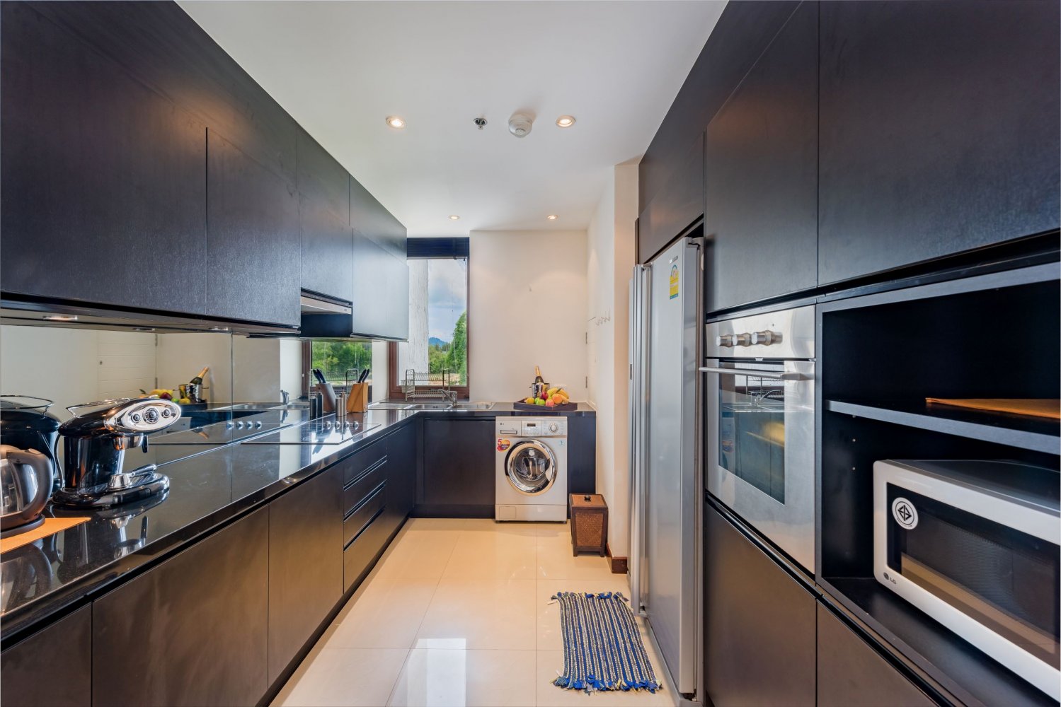 Property image - full photo 9