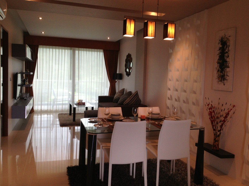 Property image - full photo 4