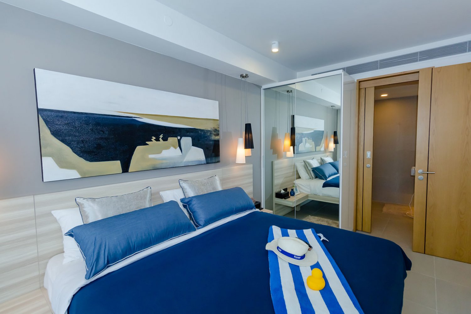 Property image - full photo 18