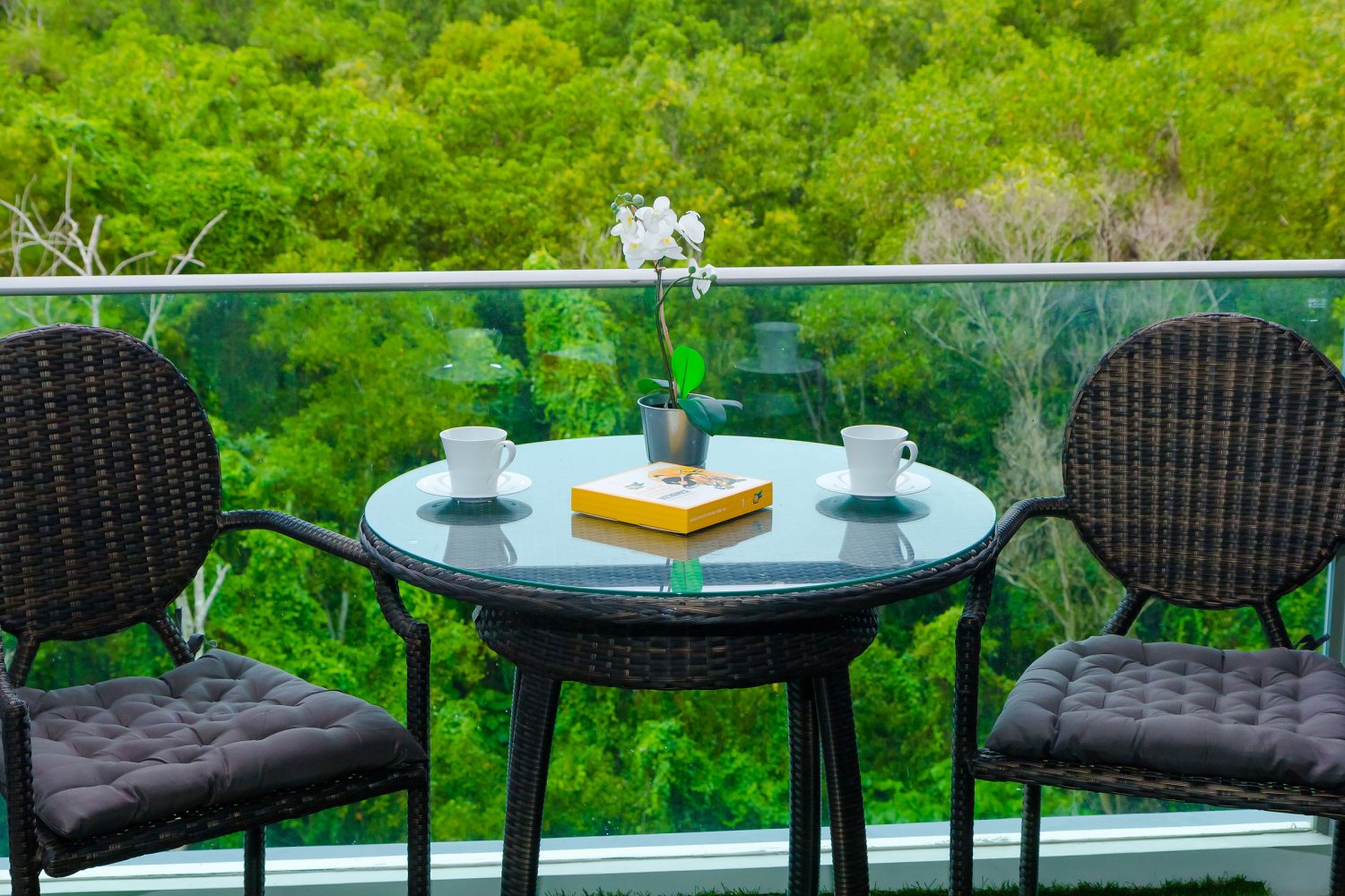 Property image - full photo 2