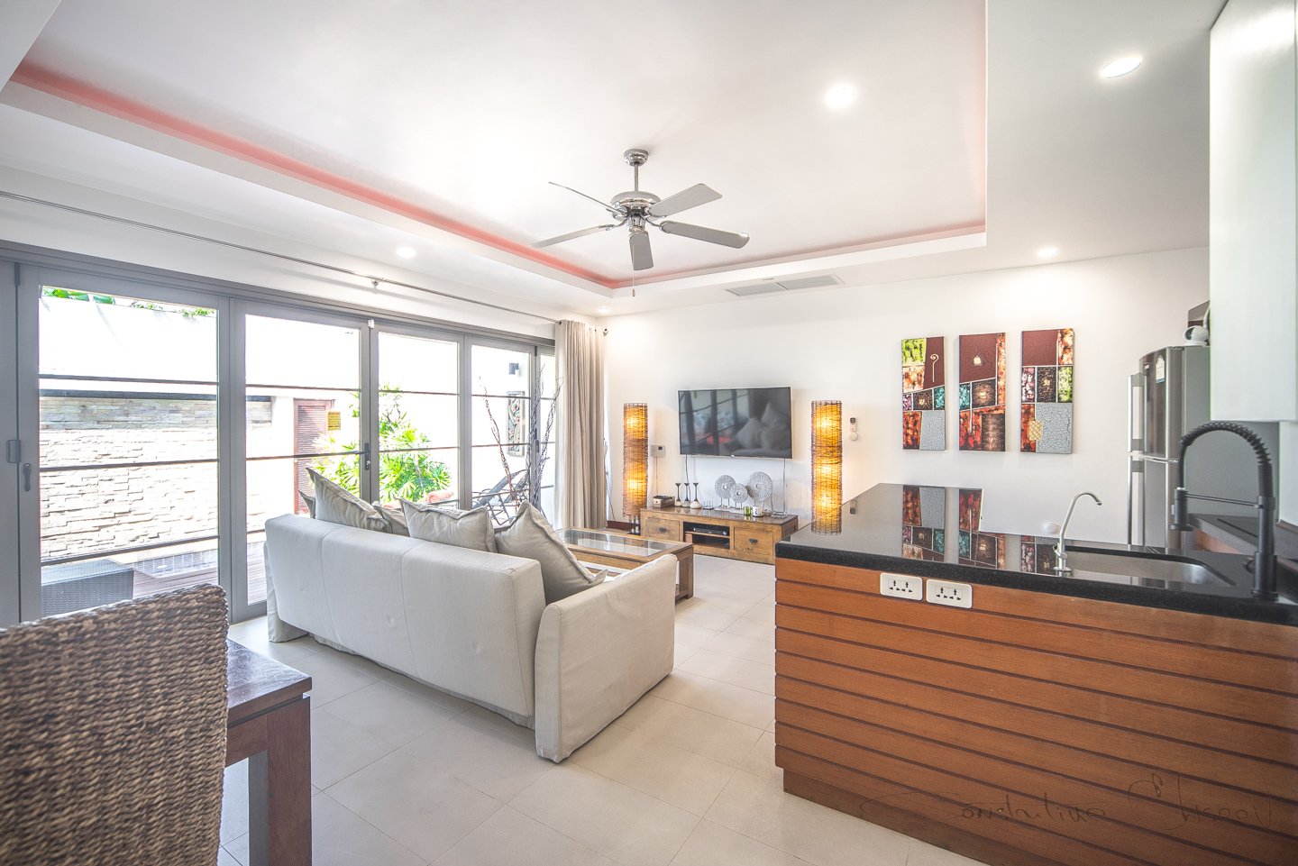 Property image - full photo 6