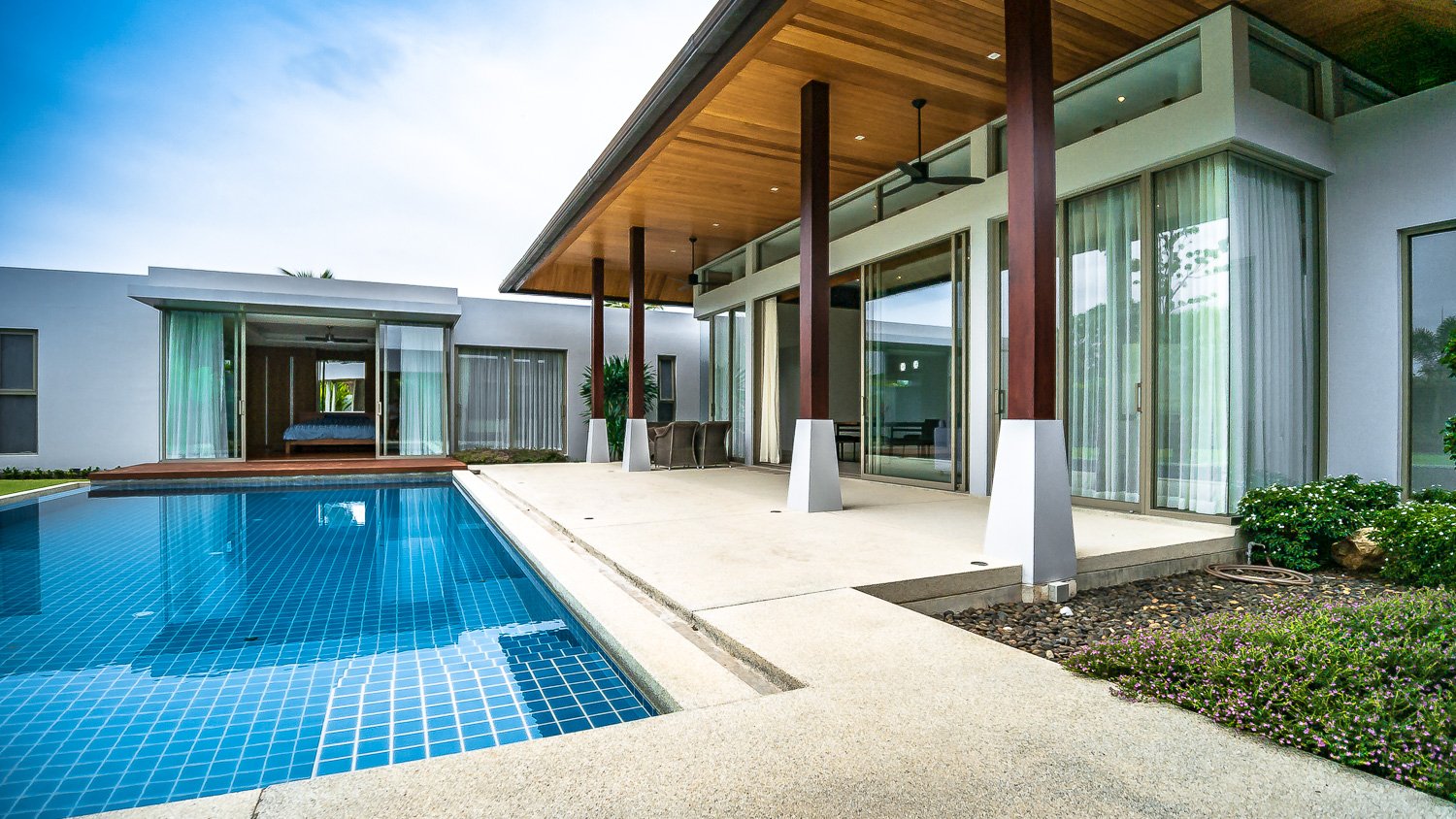 Property image - full photo 8