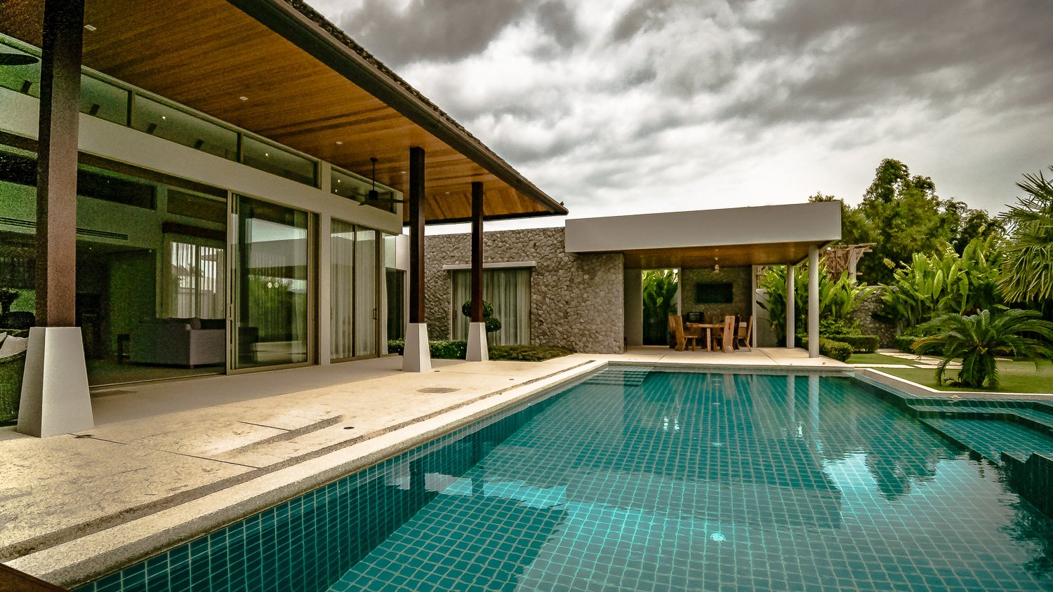 Property image - full photo 6
