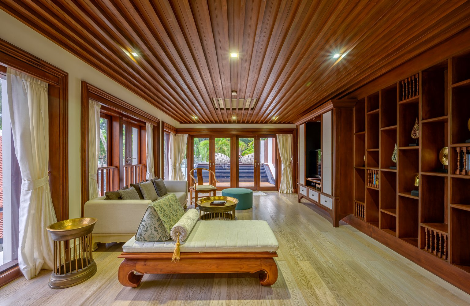 Property image - full photo 31