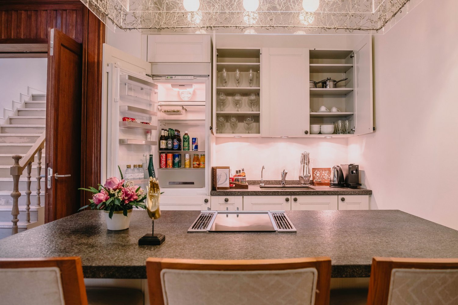 Property image - full photo 3