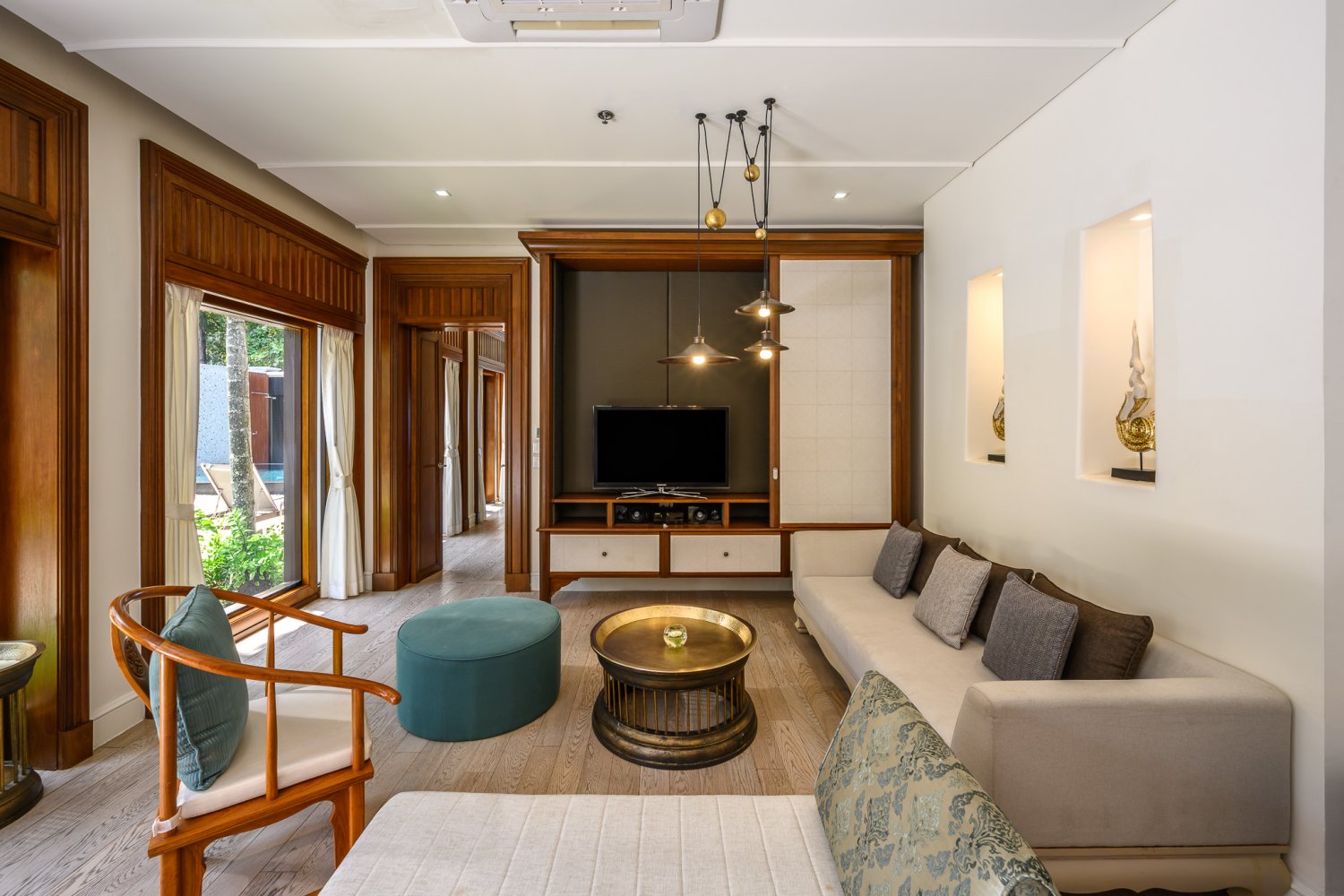 Property image - full photo 44