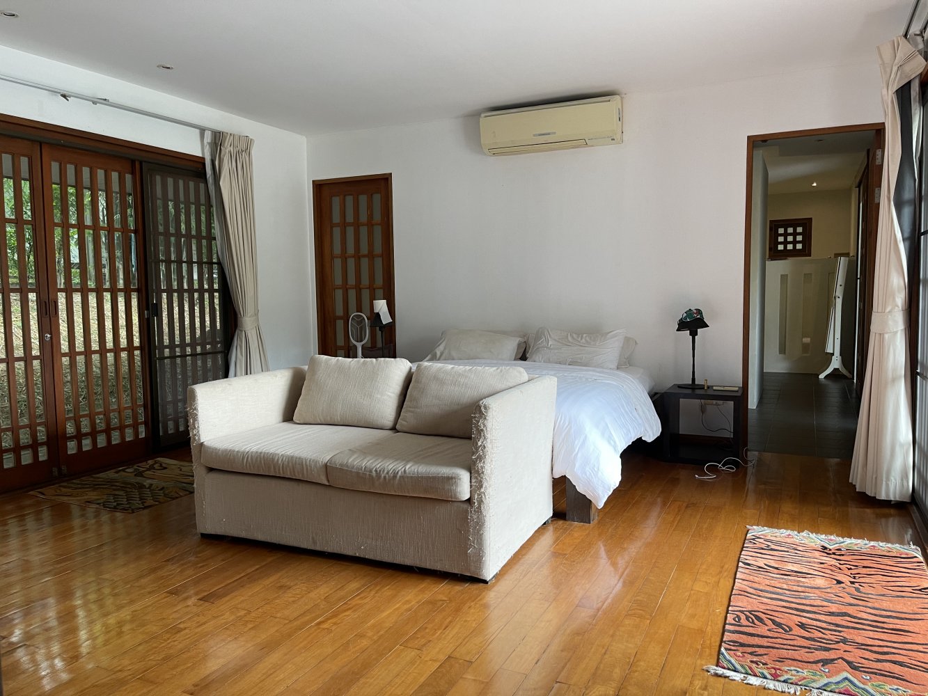 Property image - full photo 5