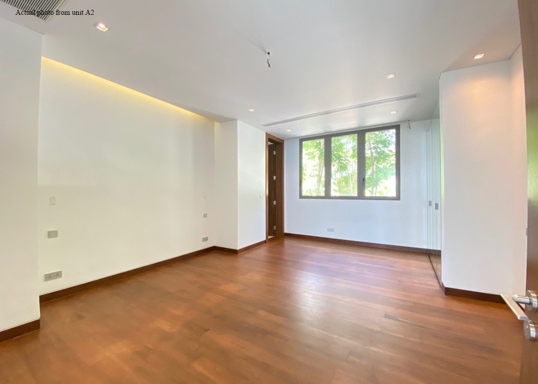 Property image - full photo 37