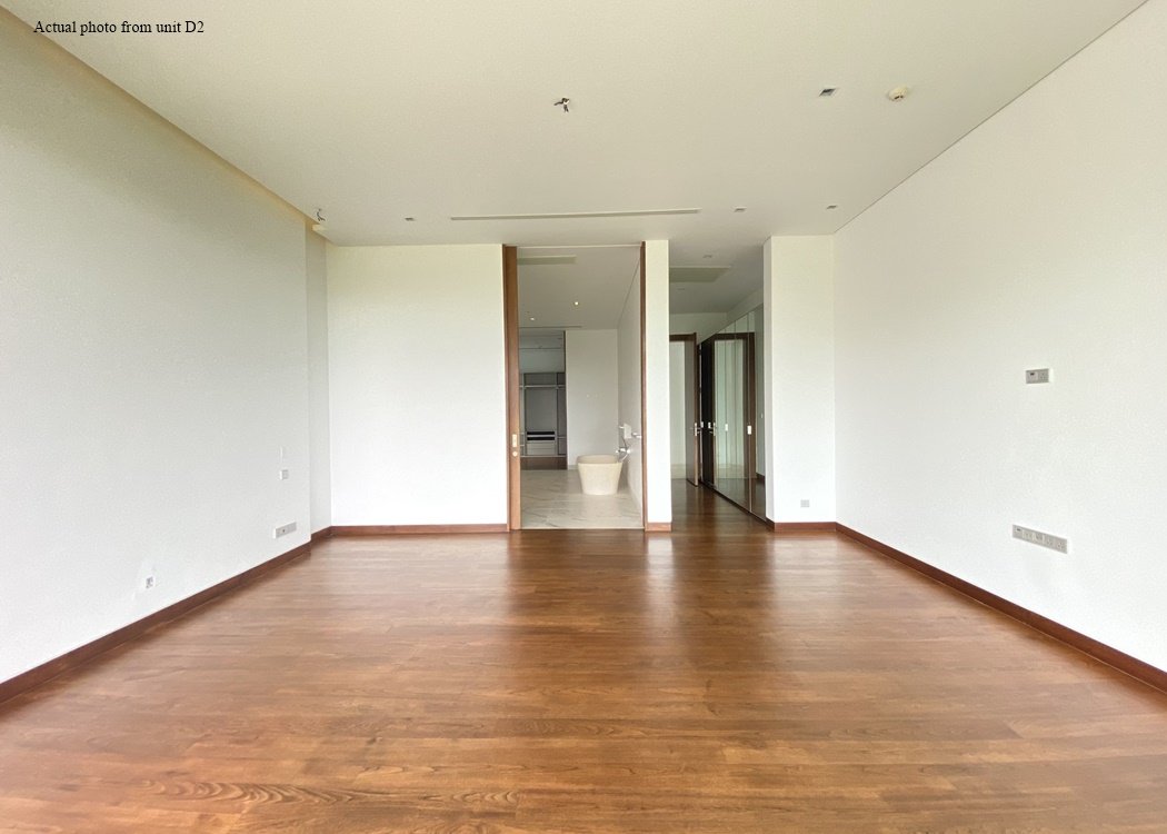 Property image - full photo 2