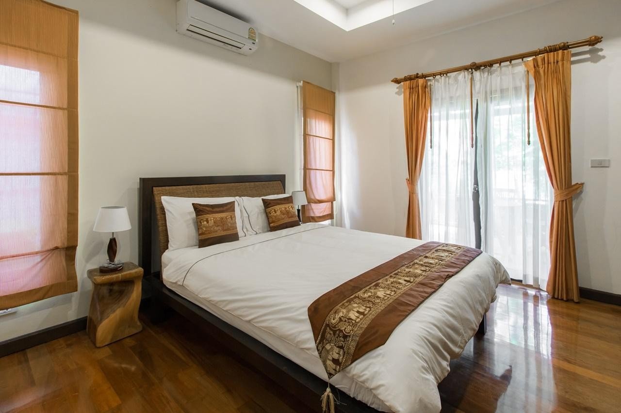 Property image - full photo 21