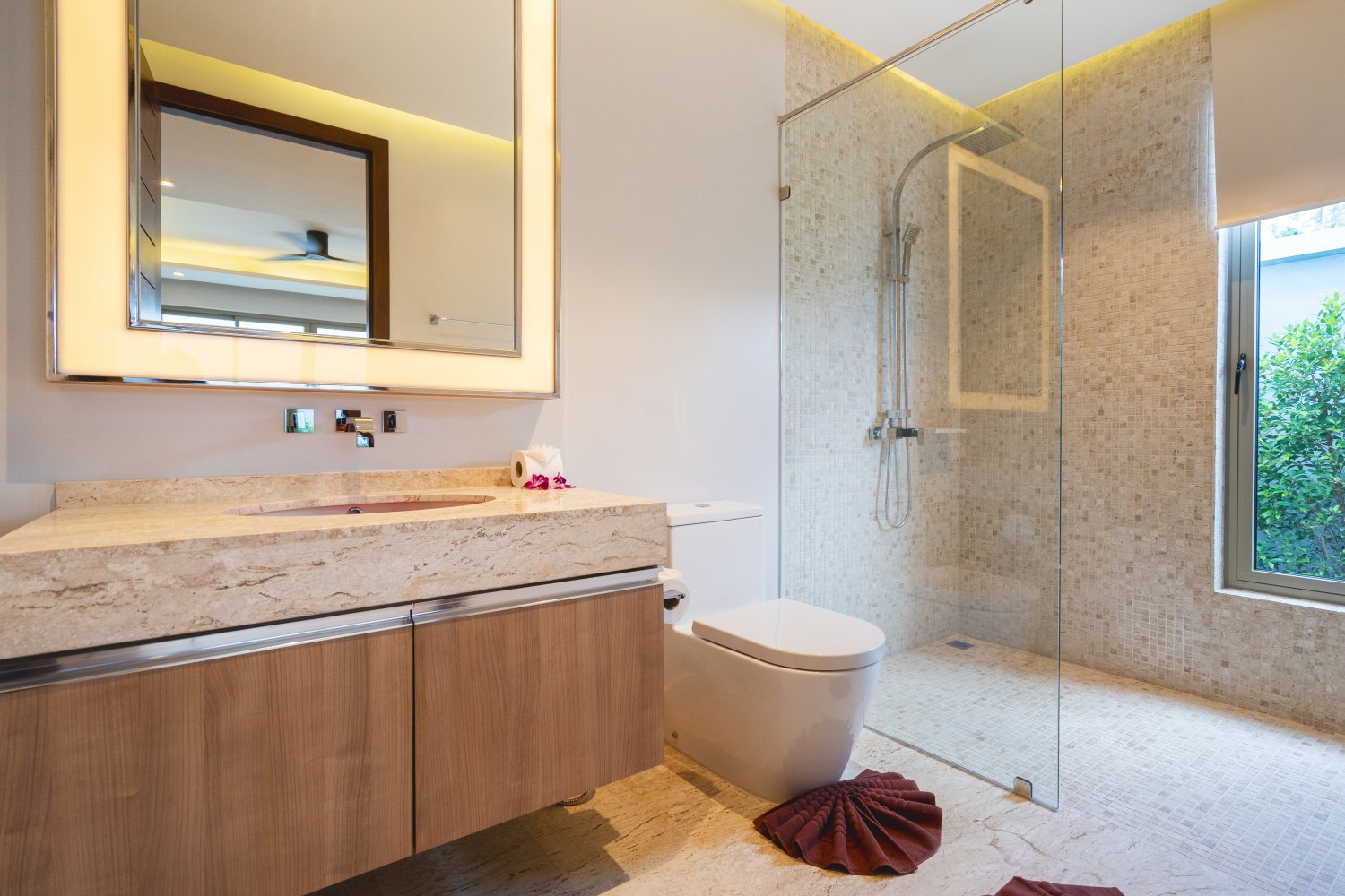 Property image - full photo 21