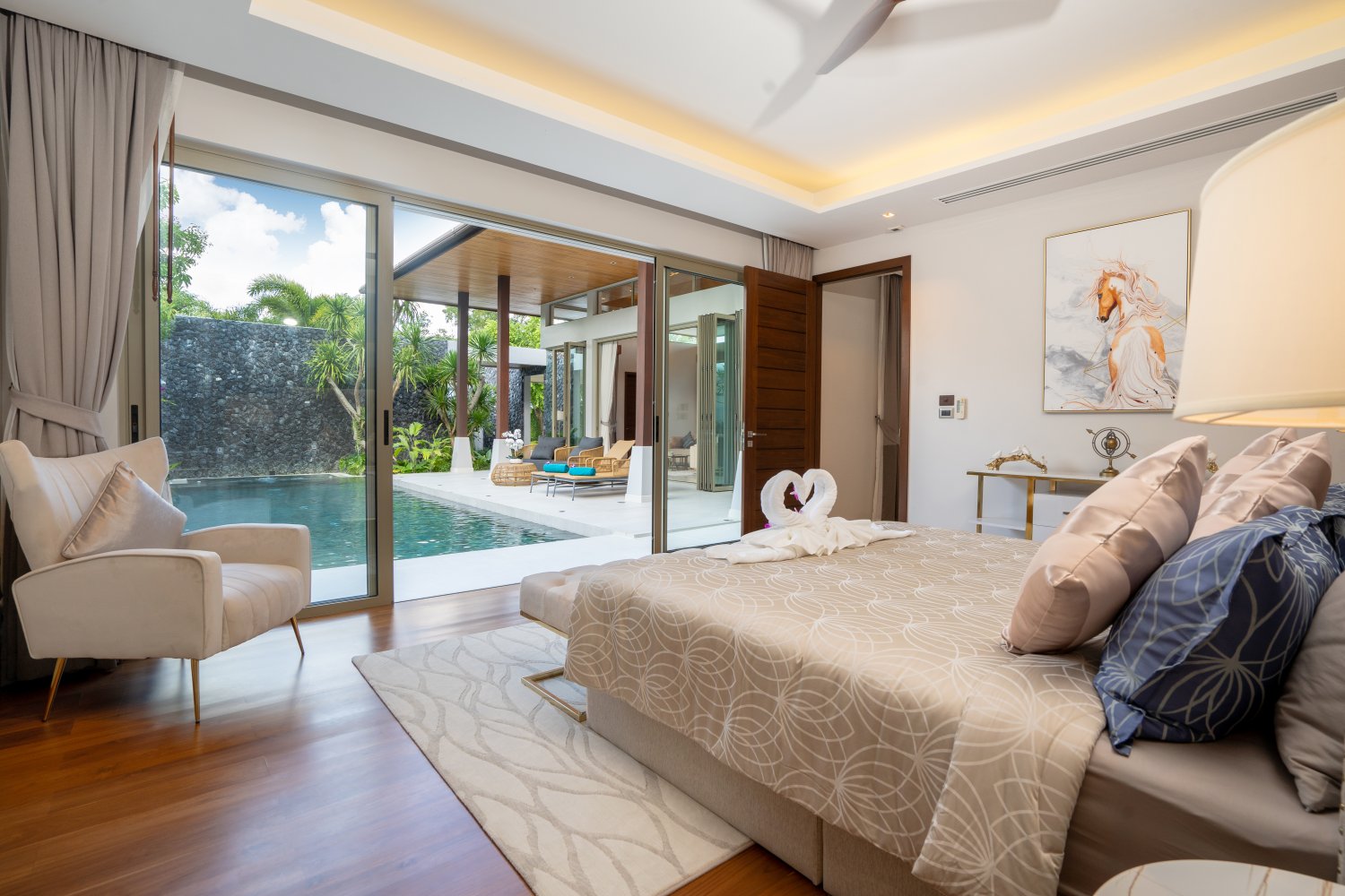 Property image - full photo 29