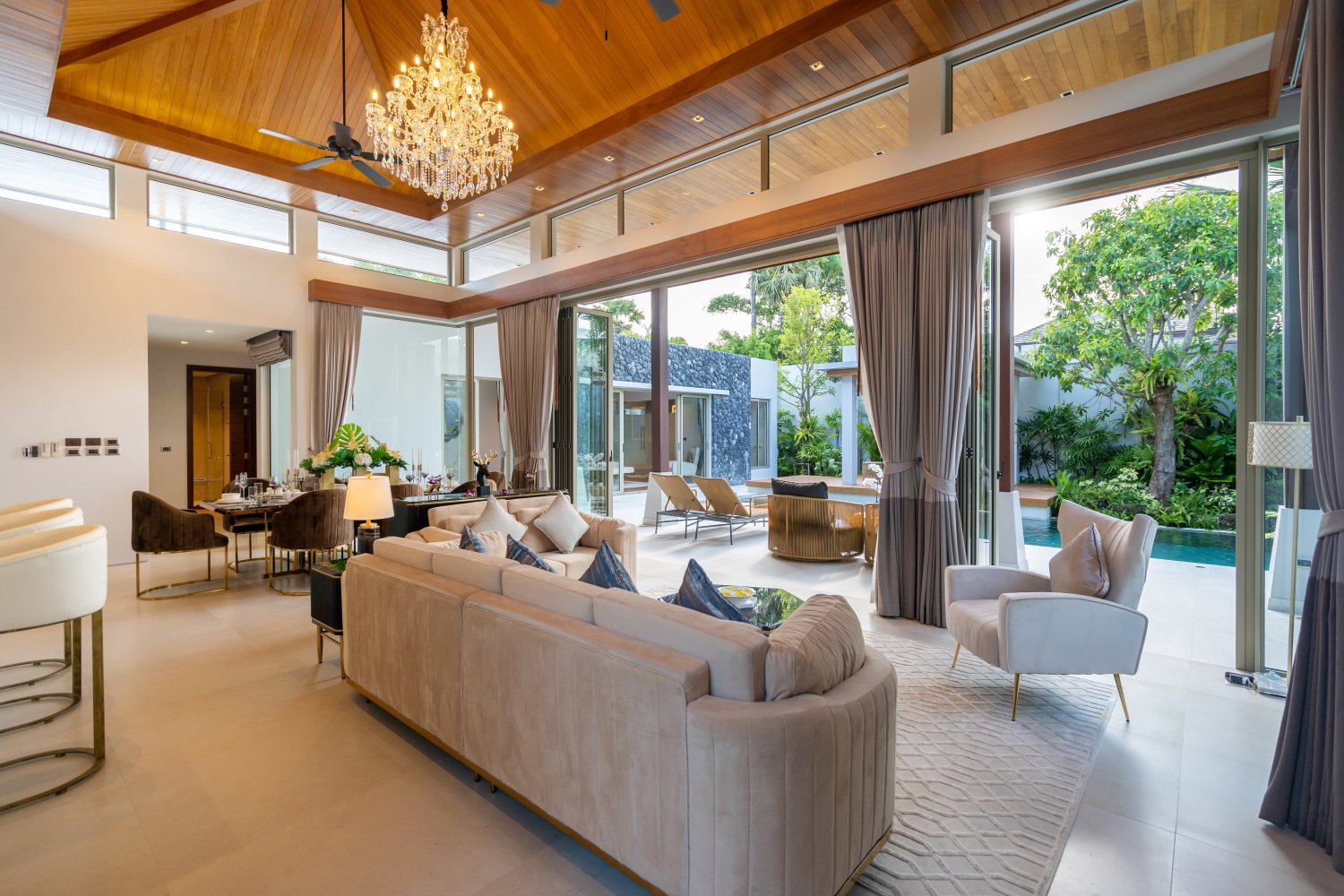 Property image - full photo 9