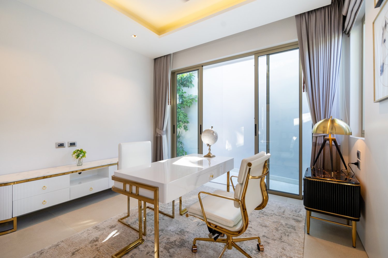 Property image - full photo 37