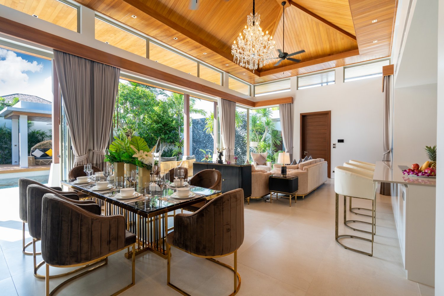 Property image - full photo 15