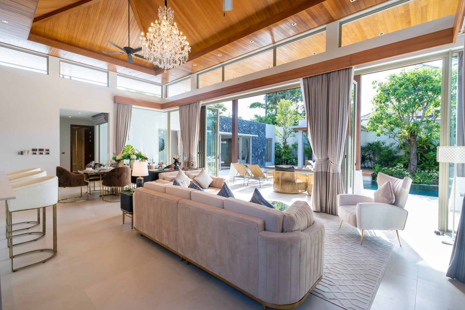 Property image - full photo 6