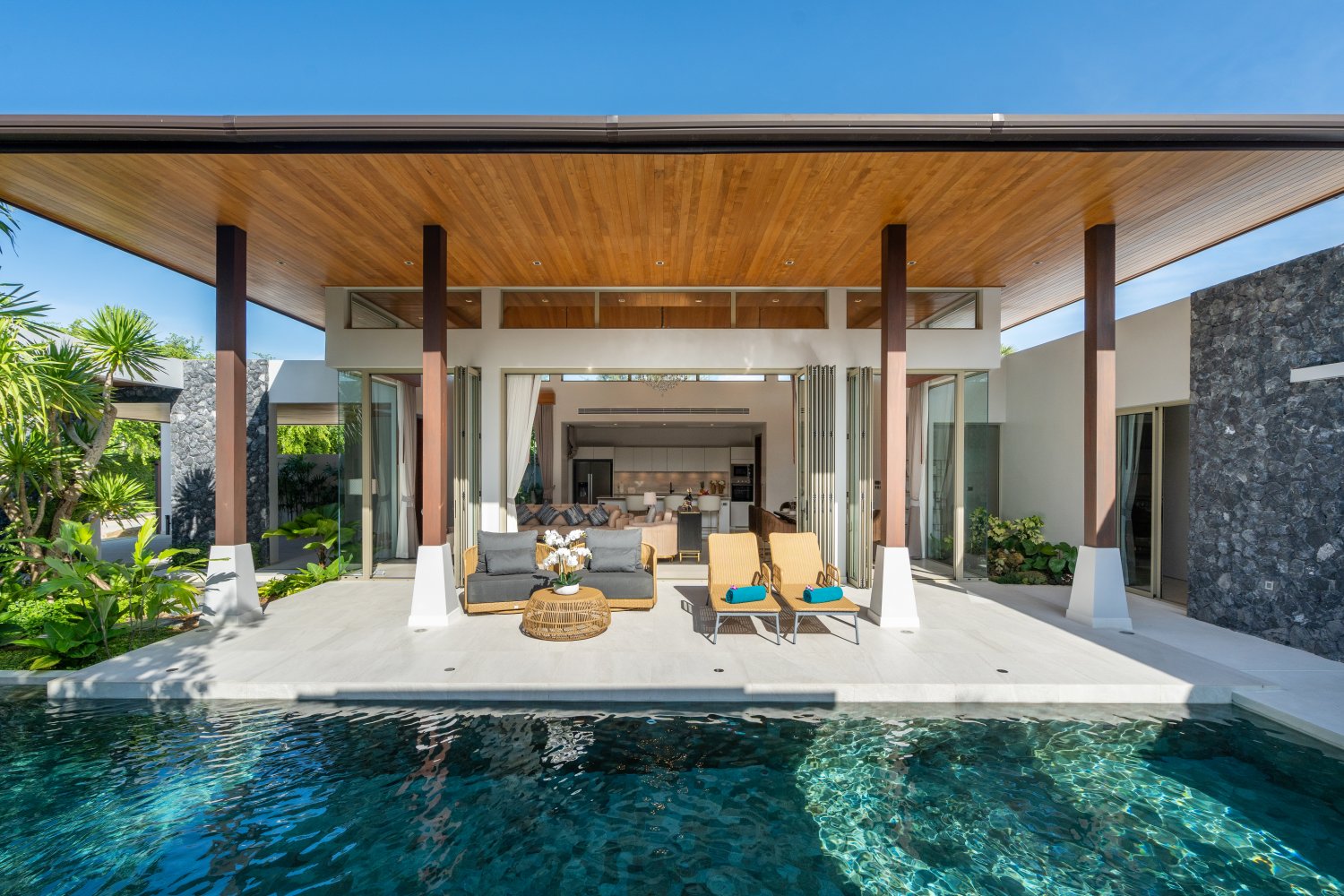 Property image - full photo 1