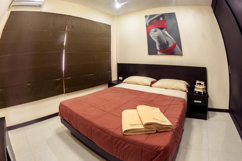 Property image - full photo 17