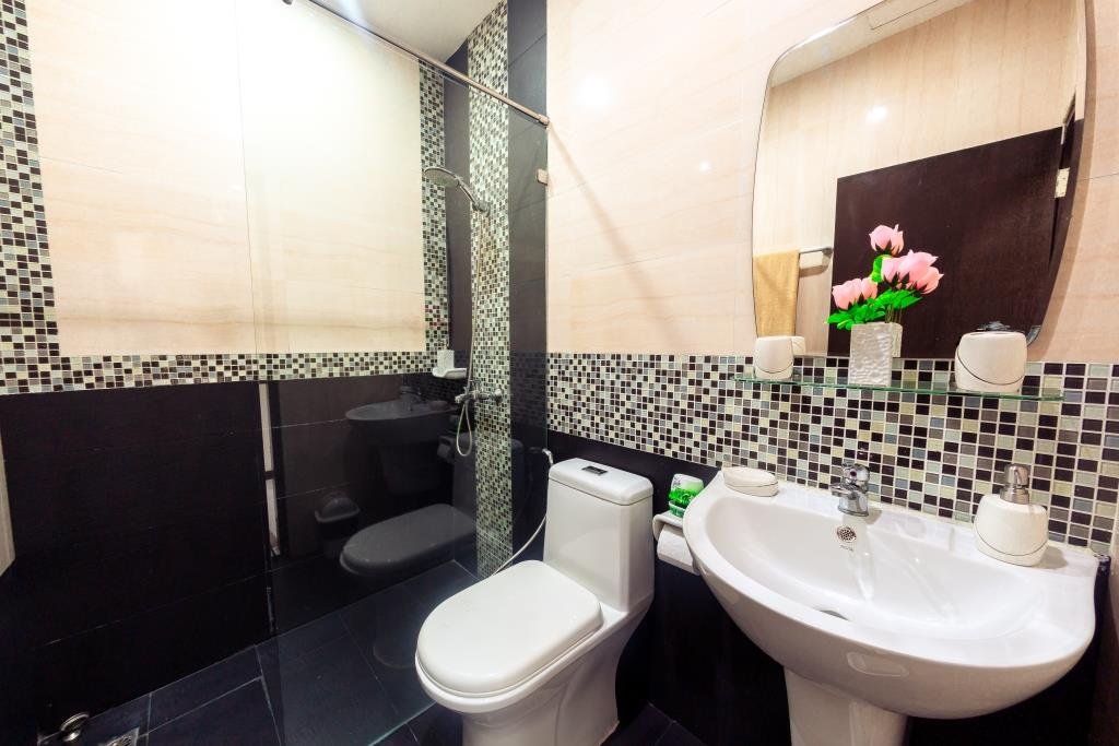 Property image - full photo 19