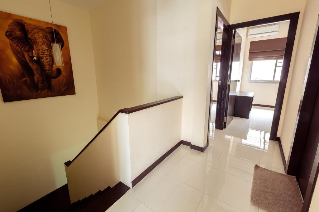 Property image - full photo 8