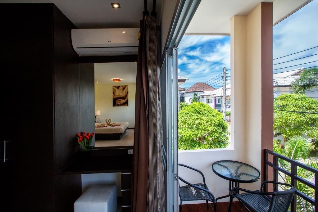 Property image - full photo 23