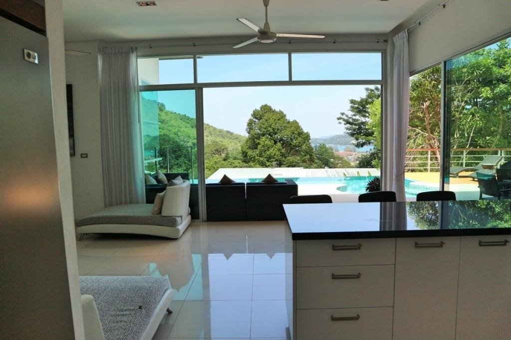 Property image - full photo 28