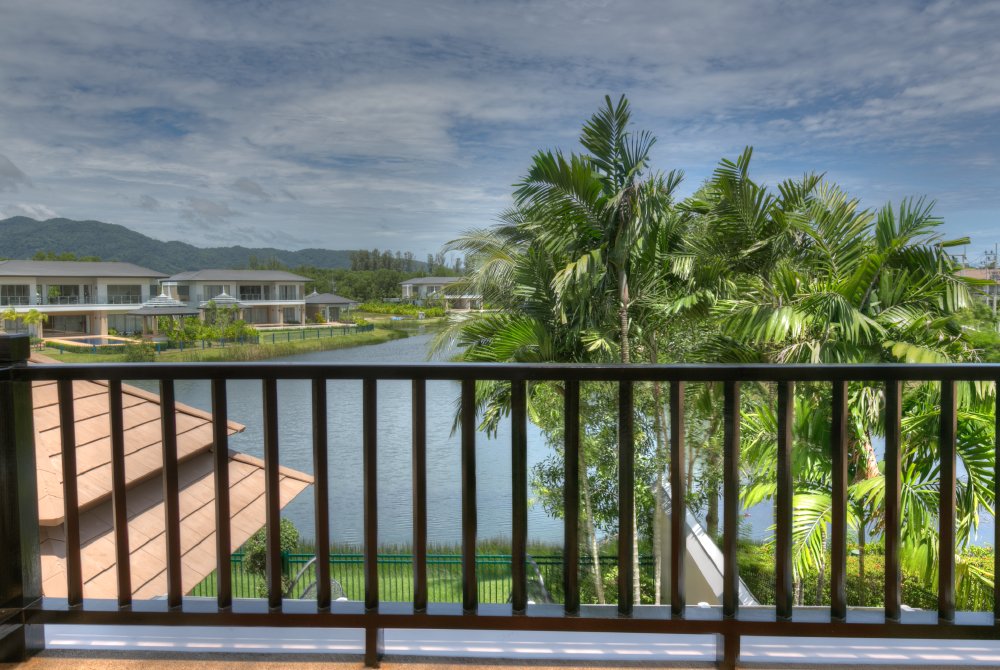 Property image - full photo 10