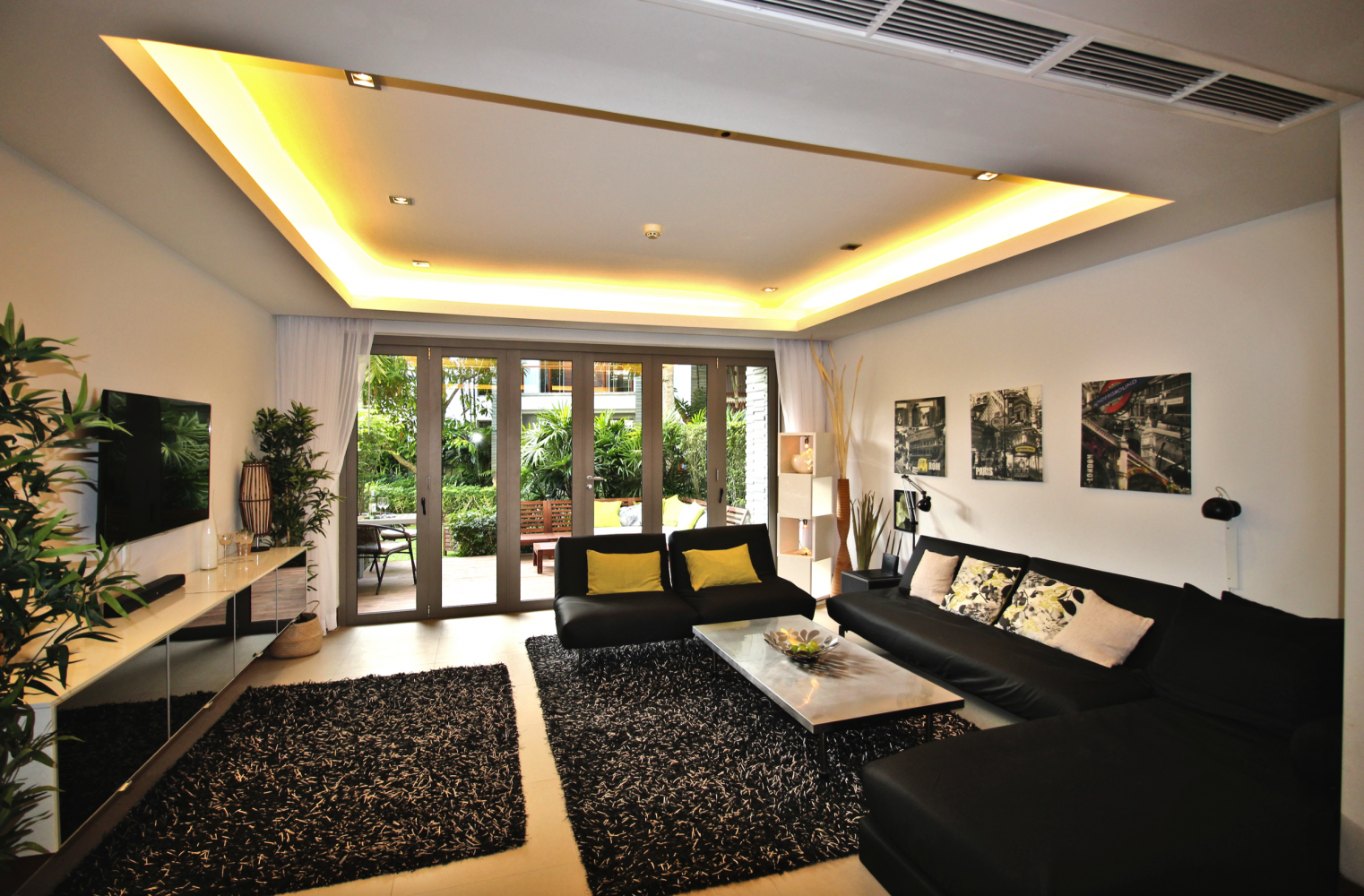 Property image - full photo 1
